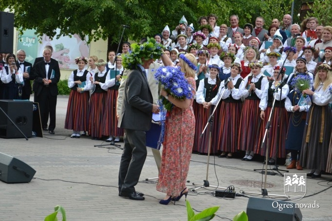 VIII Ziemeļu un Baltijas valstu Dziesmu svētku Novadu diena Ogrē