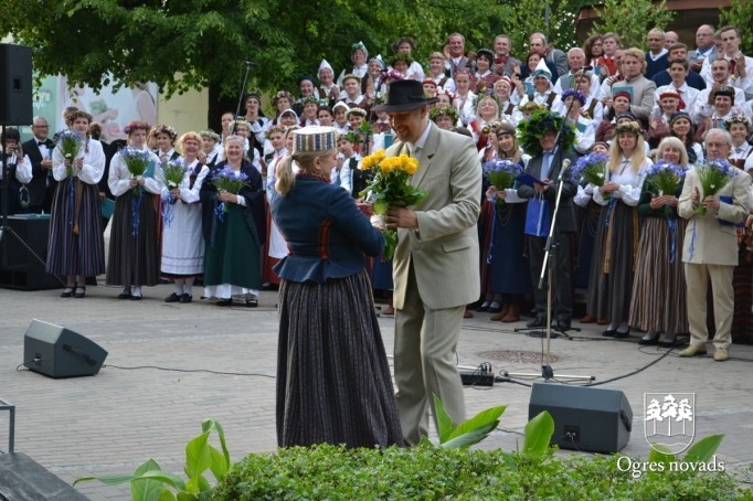 VIII Ziemeļu un Baltijas valstu Dziesmu svētku Novadu diena Ogrē