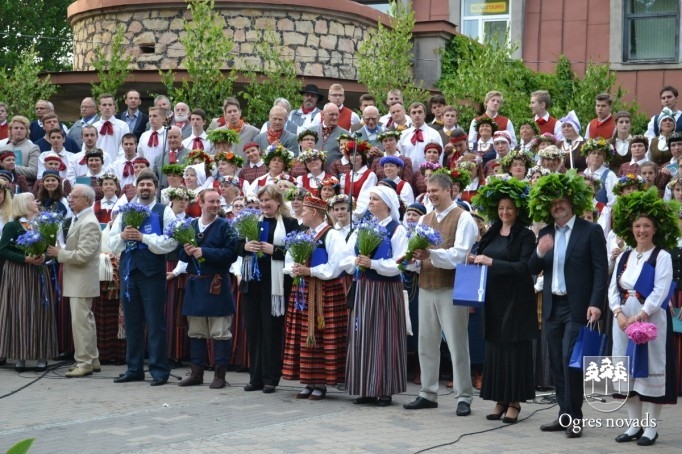 VIII Ziemeļu un Baltijas valstu Dziesmu svētku Novadu diena Ogrē