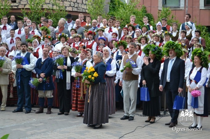 VIII Ziemeļu un Baltijas valstu Dziesmu svētku Novadu diena Ogrē