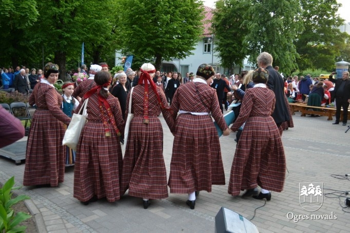VIII Ziemeļu un Baltijas valstu Dziesmu svētku Novadu diena Ogrē