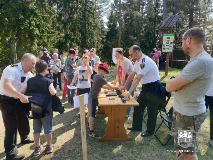 Ogres Zilajos kalnos piedzīvo zili zaļus brīnumus!