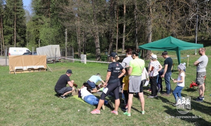 Ogres Zilajos kalnos piedzīvo zili zaļus brīnumus!