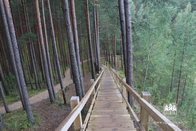 Turpinās Zilo kalnu labiekārtošanas projekta realizācija