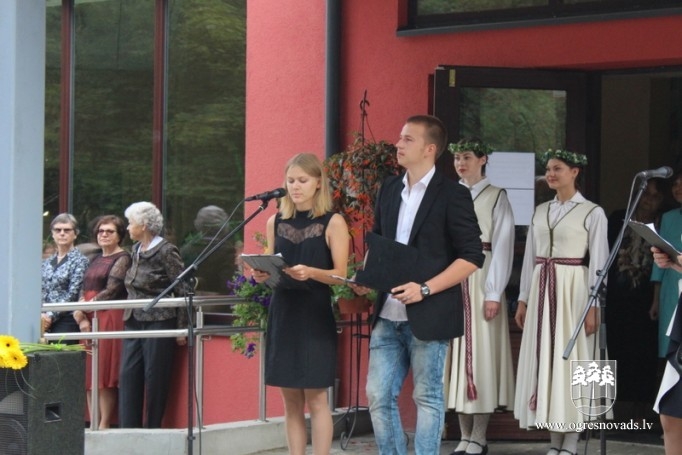 Skolas gaitas Ogres novadā sākušās
