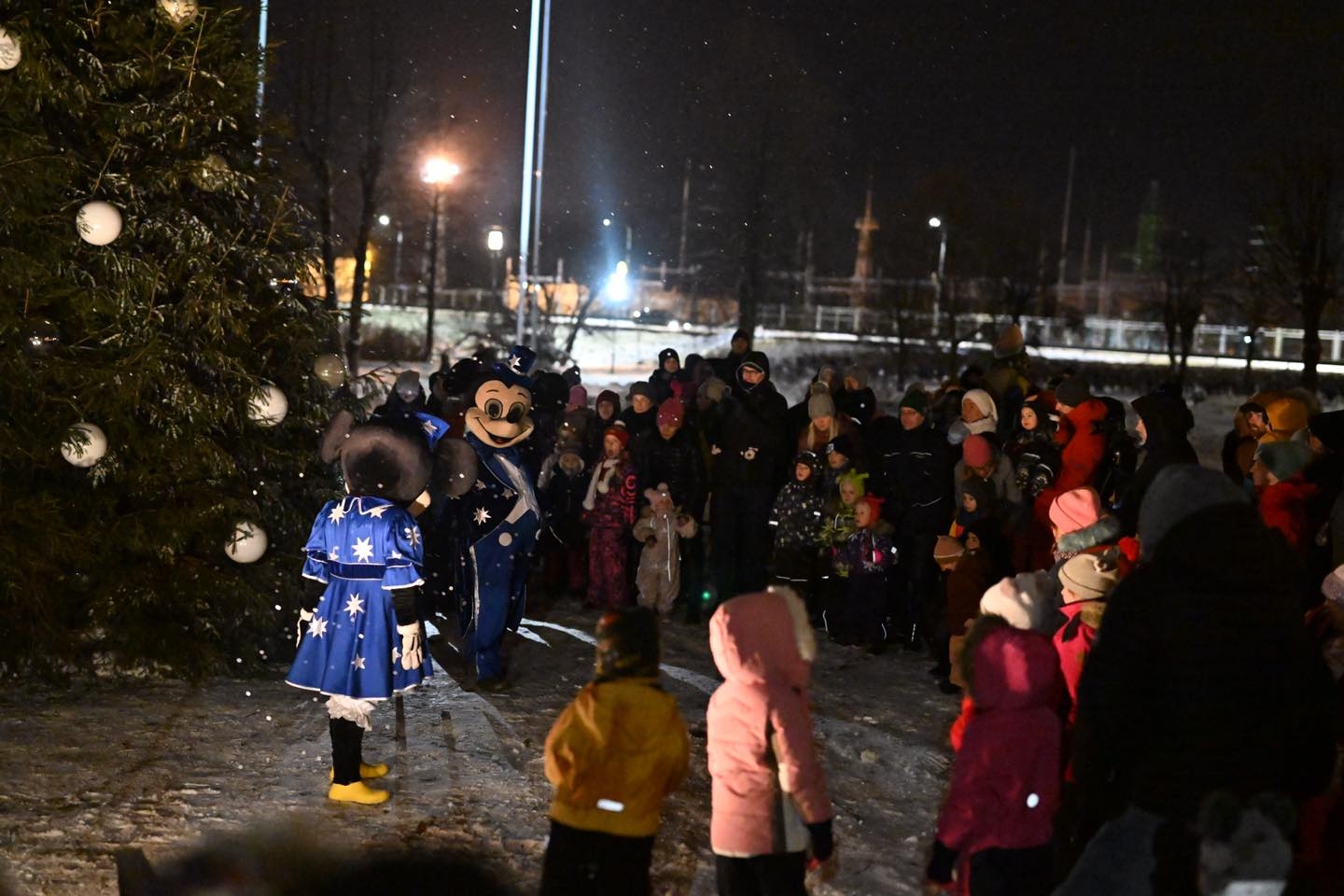 Ziemassvētku egles iedegšana Ķegumā 03.12.2023.