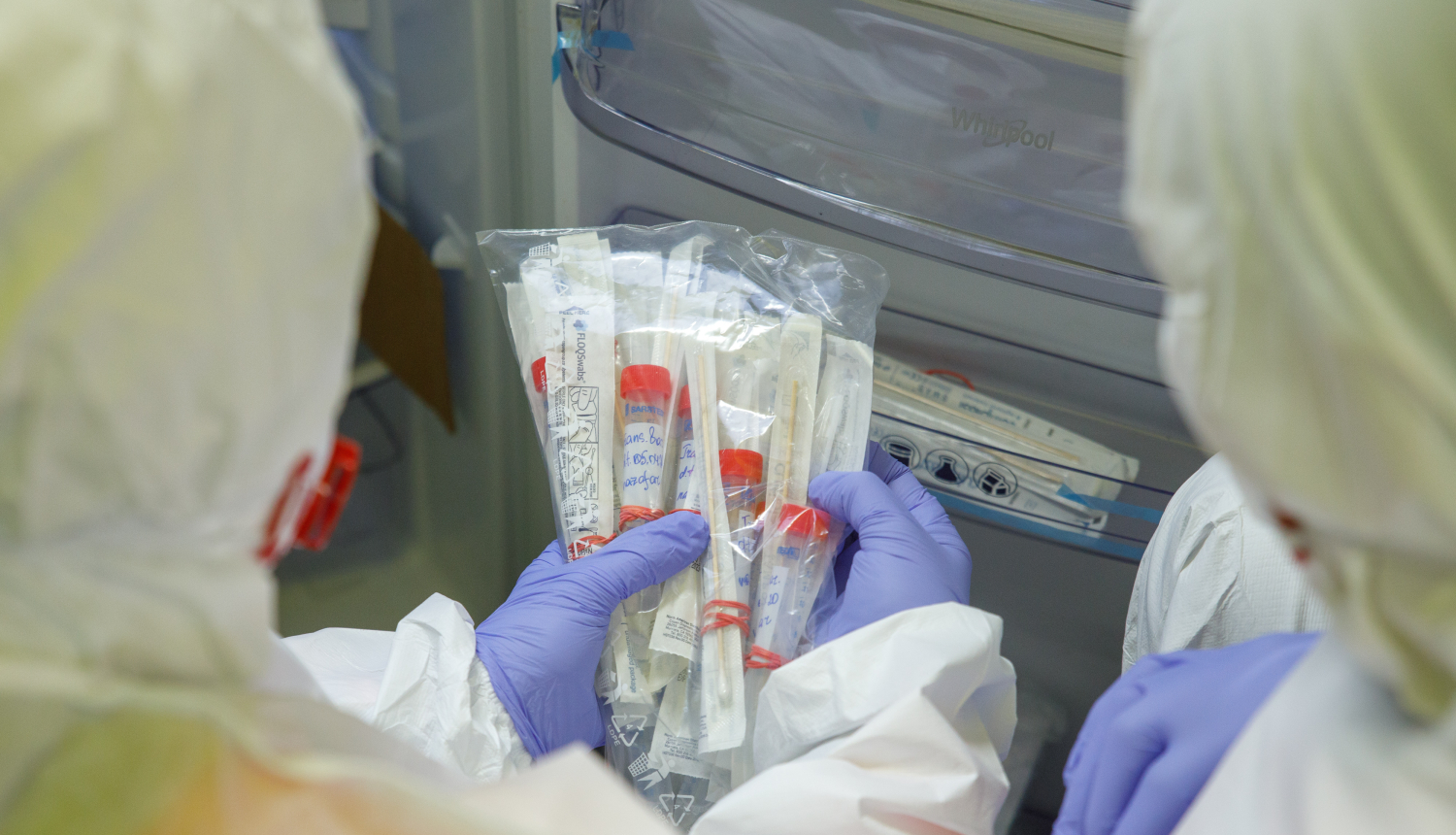 Turpmāk COVID-19 analīžu veikšanai pacientiem ar viegliem saslimšanas simptomiem jāzvana uz jaunizveidotu NMPD tālruni 8303