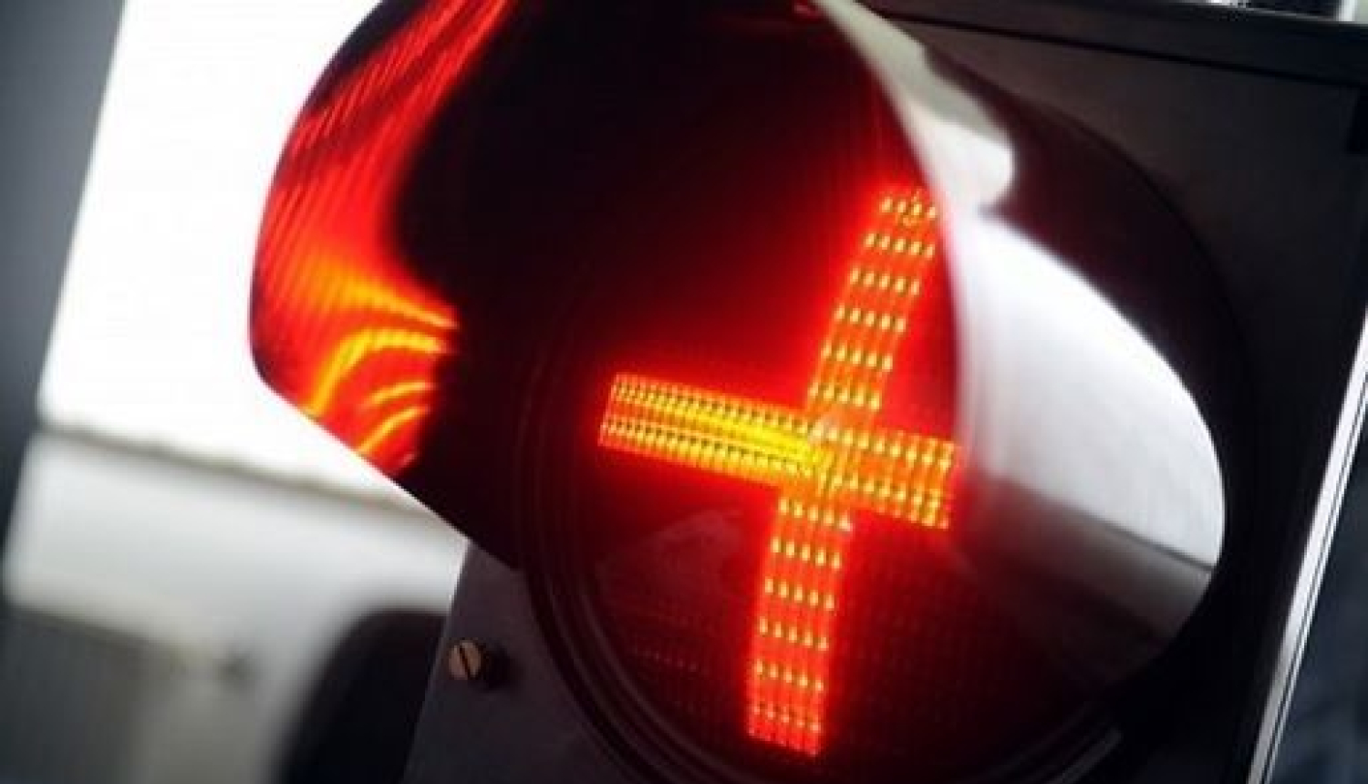 Ierīkos papildu luksoforu Kalna prospekta un šosejas A6 krustojumā