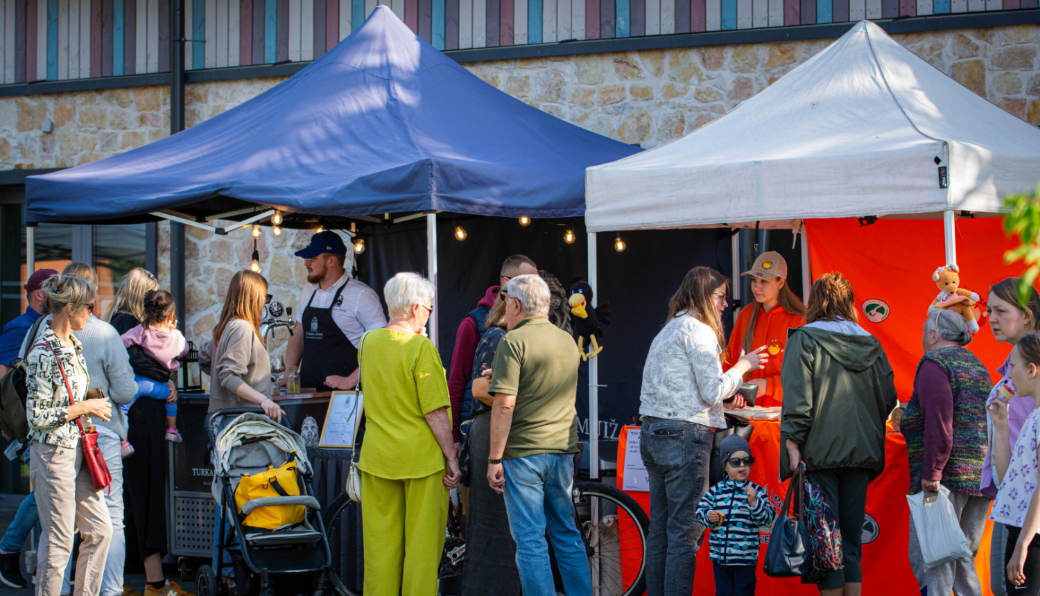 Ogresgrīvas pusmuižas vakara tidziņš