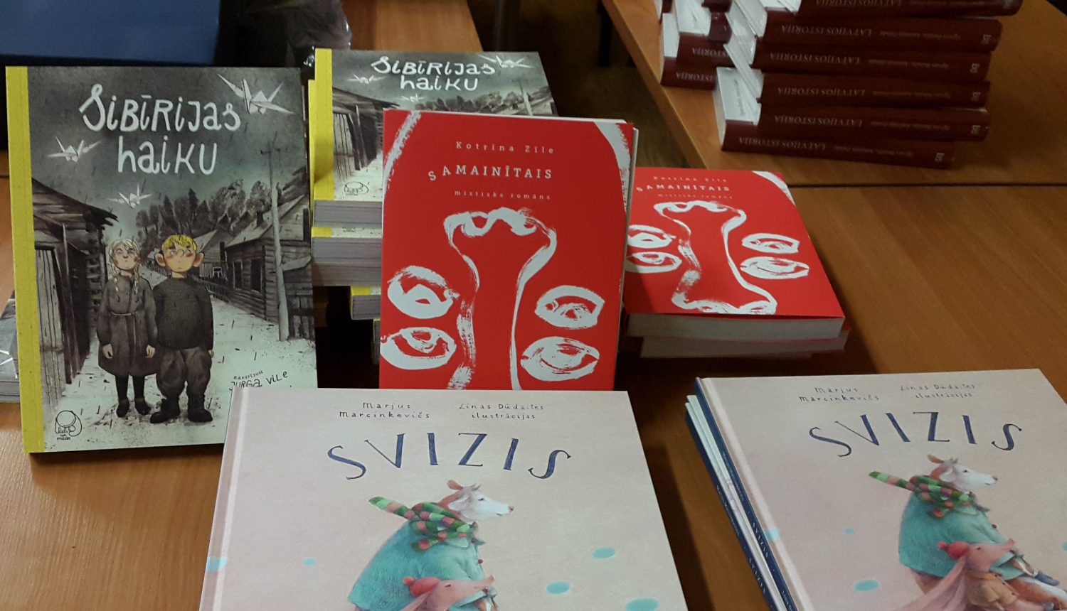 Jaunogres vidusskola dāvinājumā saņems lietuviešu rakstnieku grāmatas