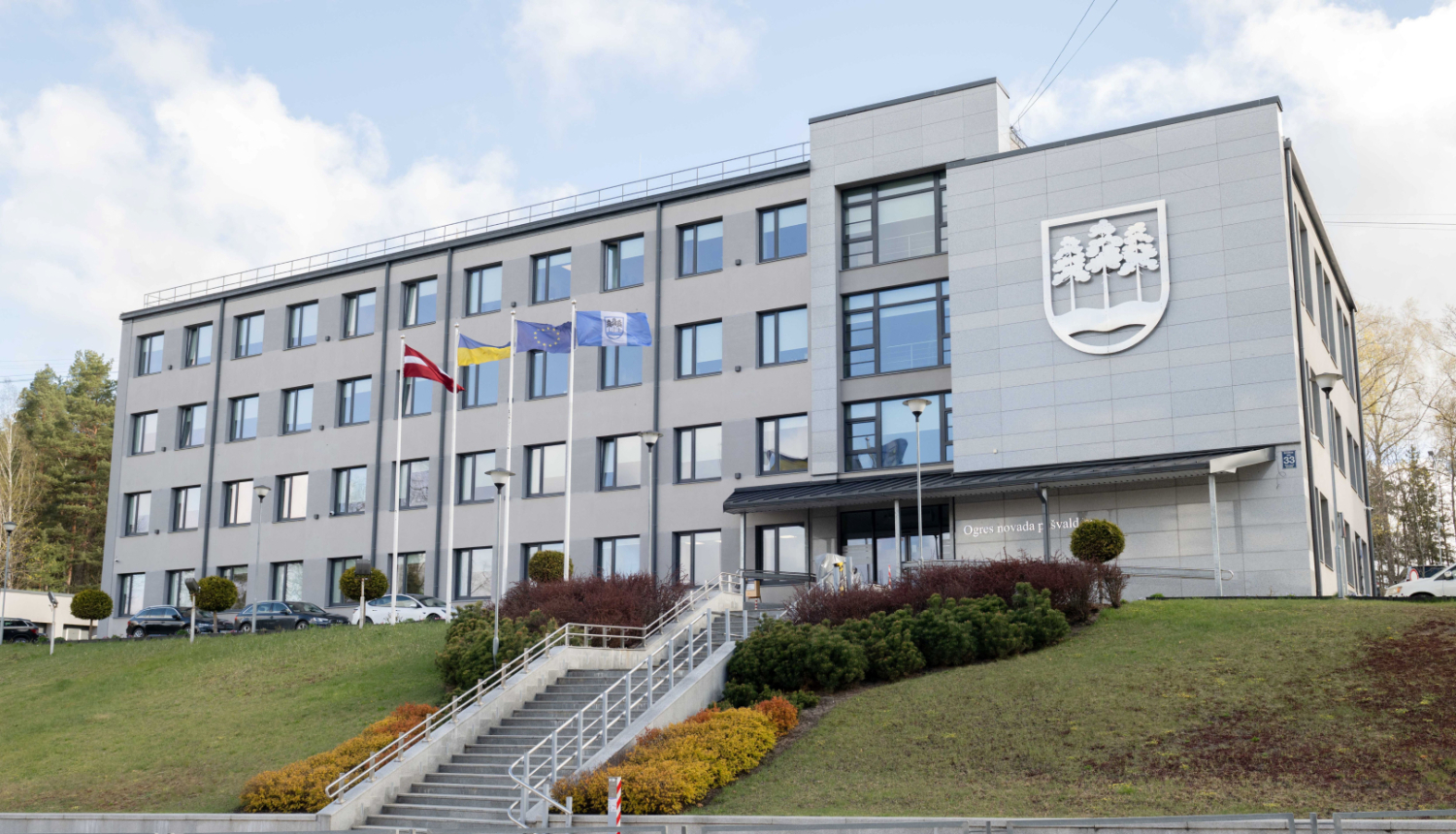 Domes ēka 2026. gada 30. aprīlī