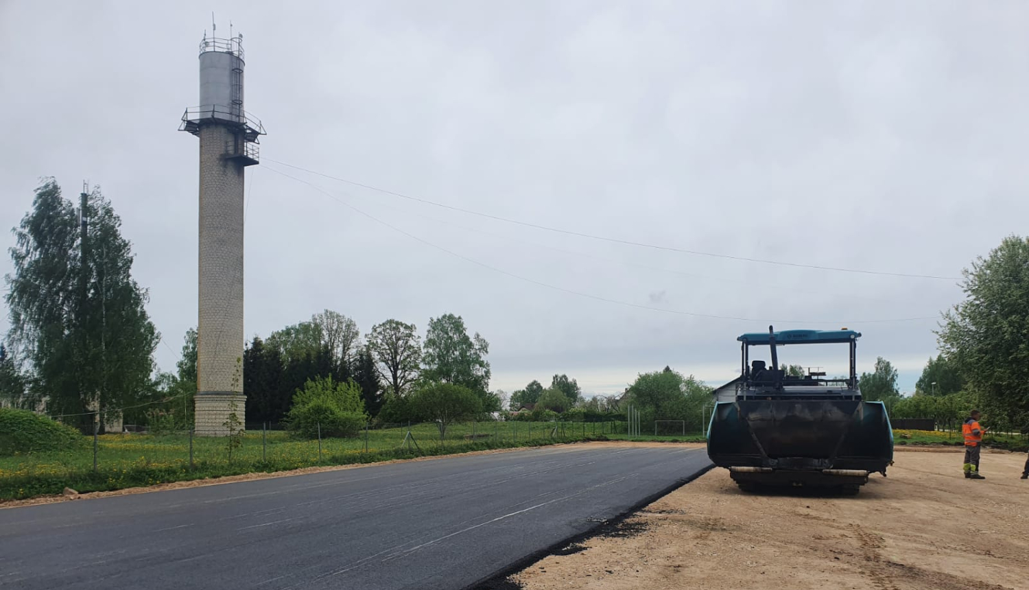 Turpinās labiekārtošanas darbi Ciemupē