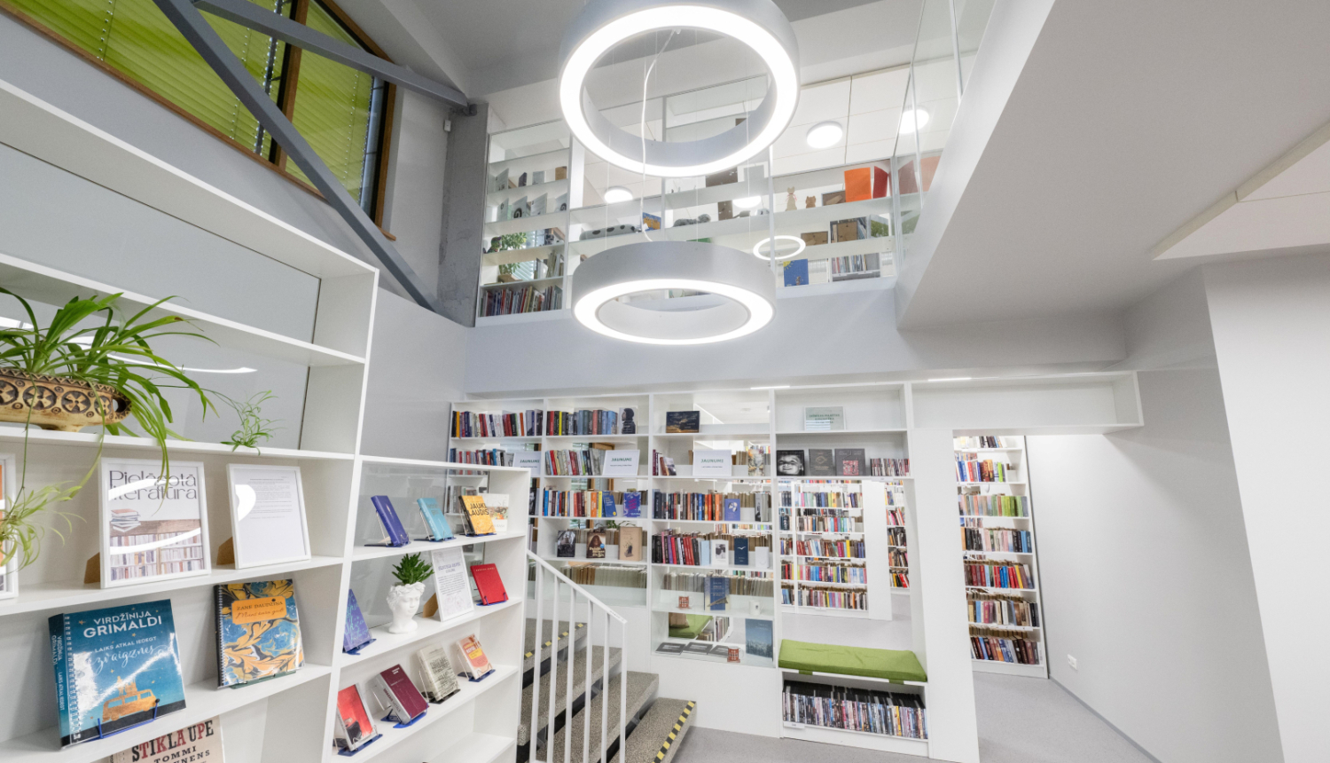 Ikšķiles pilsētas bibliotēka pusgadu pēc pārcelšanās uz jaunajām telpām Skolas ielā 4