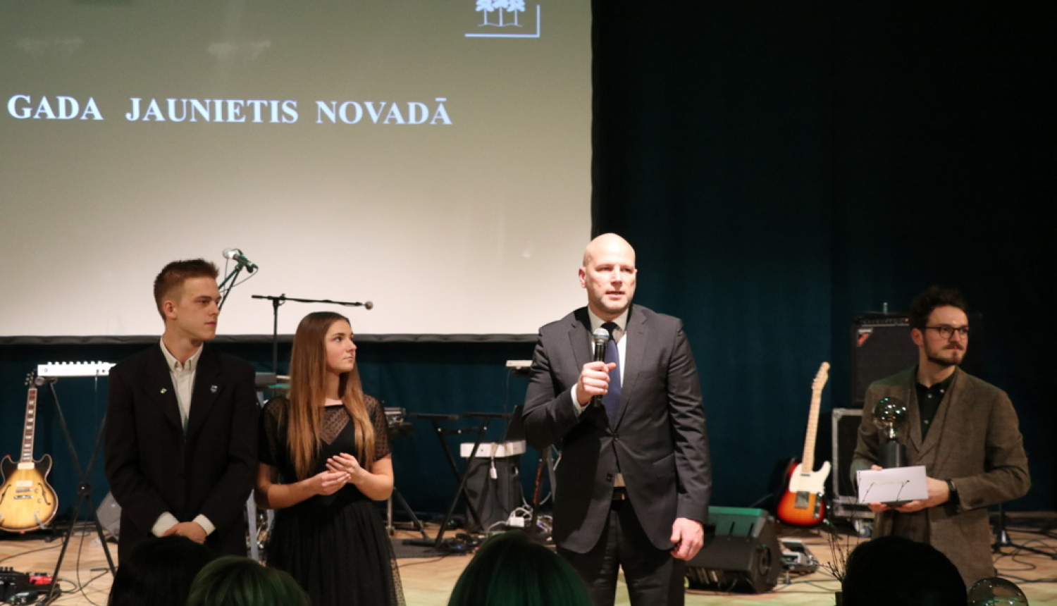 Pasniegta Ogres novada Jauniešu Gada balva 11 nominācijās