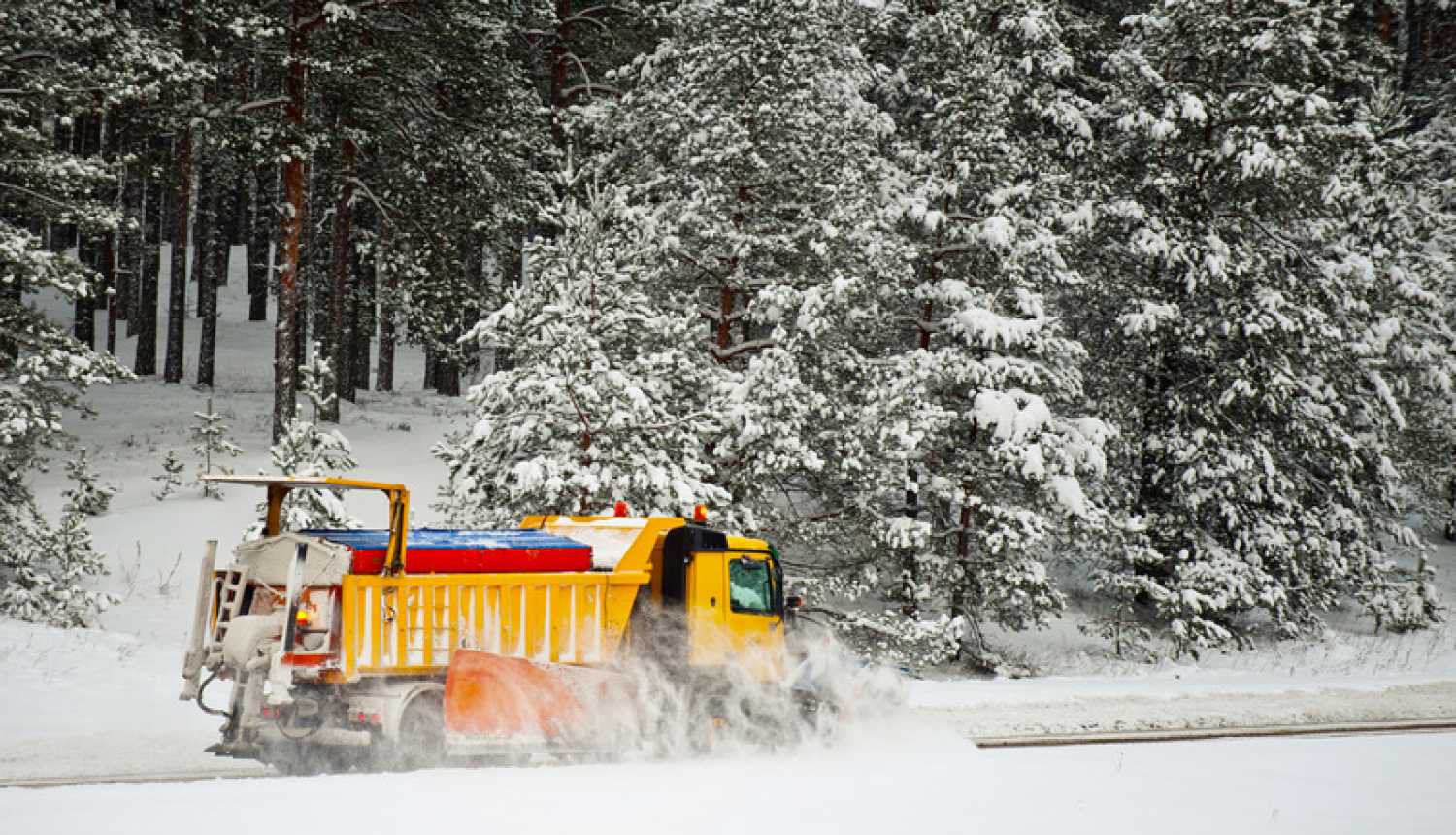 Autoceļu uzturētājs informē: vietām apgrūtināti braukšanas apstākļi