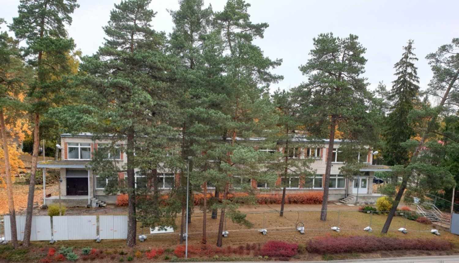 Sāksies vecās Ogres bibliotēkas ēkas demontāža