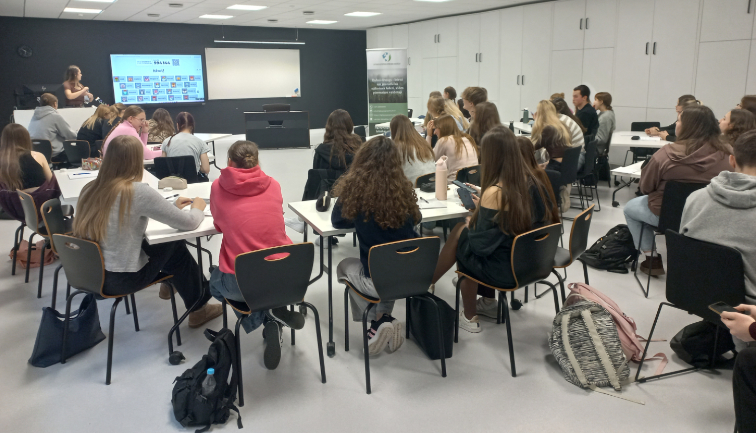 31. janvārī Ogres Valsts ģimnāzijā norisinājās pasākums dabaszinātņu novirziena 10. klašu skolēniem par globāliem izaicinājumiem 