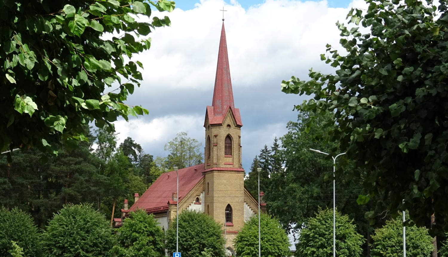 Ogres Ev. lut. baznīcā apskatāma gleznu izstāde