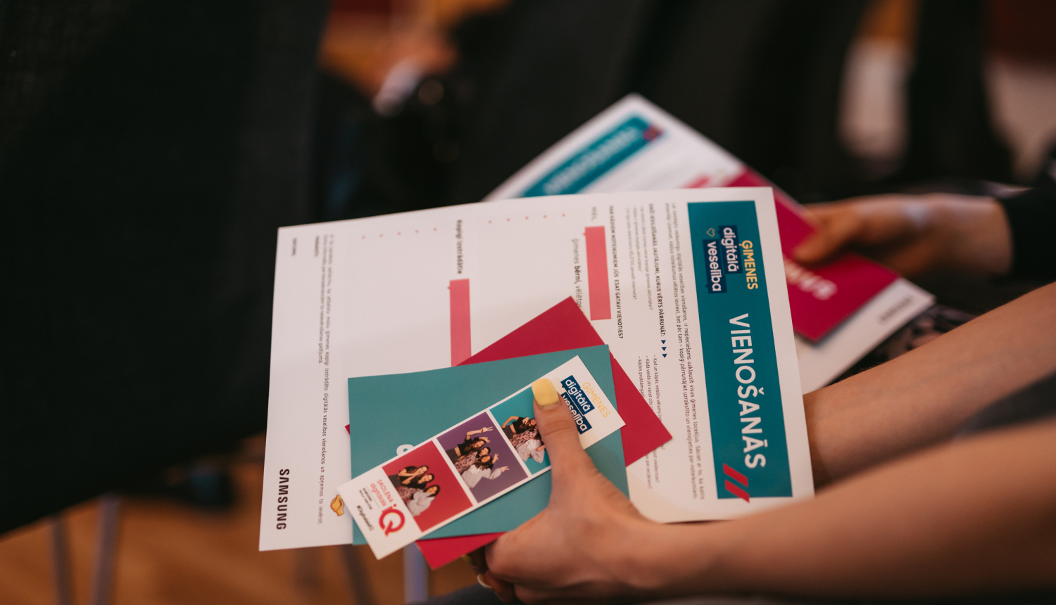 Aicina ģimenes izstrādāt viedierīču lietošanas noteikumus