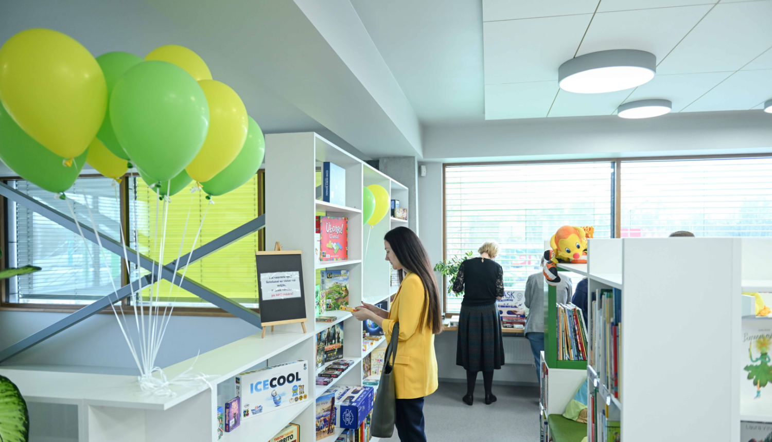 Spēļu bibliotēkas atklāšana Ikšķiles pilsētas bibliotēkā 2025. gada 25. martā 