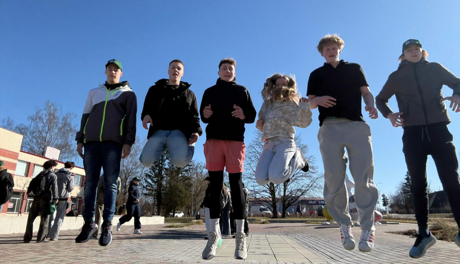 Ogres novada jaunieši 2026. gada 2. aprīlī piedalās Oveselība organizētajā Pasaules veselības dienai veltītā veselības izglītības pasākumā “Vesels un gudrs 2026”