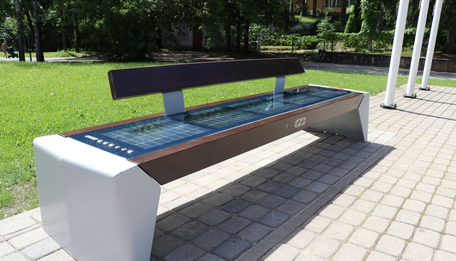 Ogrē uzstādīts “muzikālais soliņš”