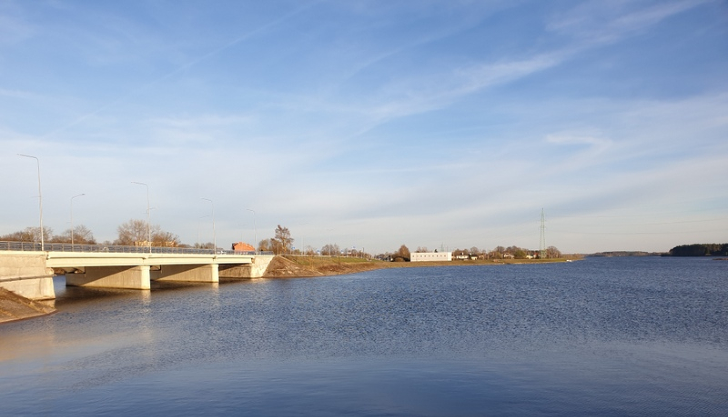 Aizsargmols Daugavā