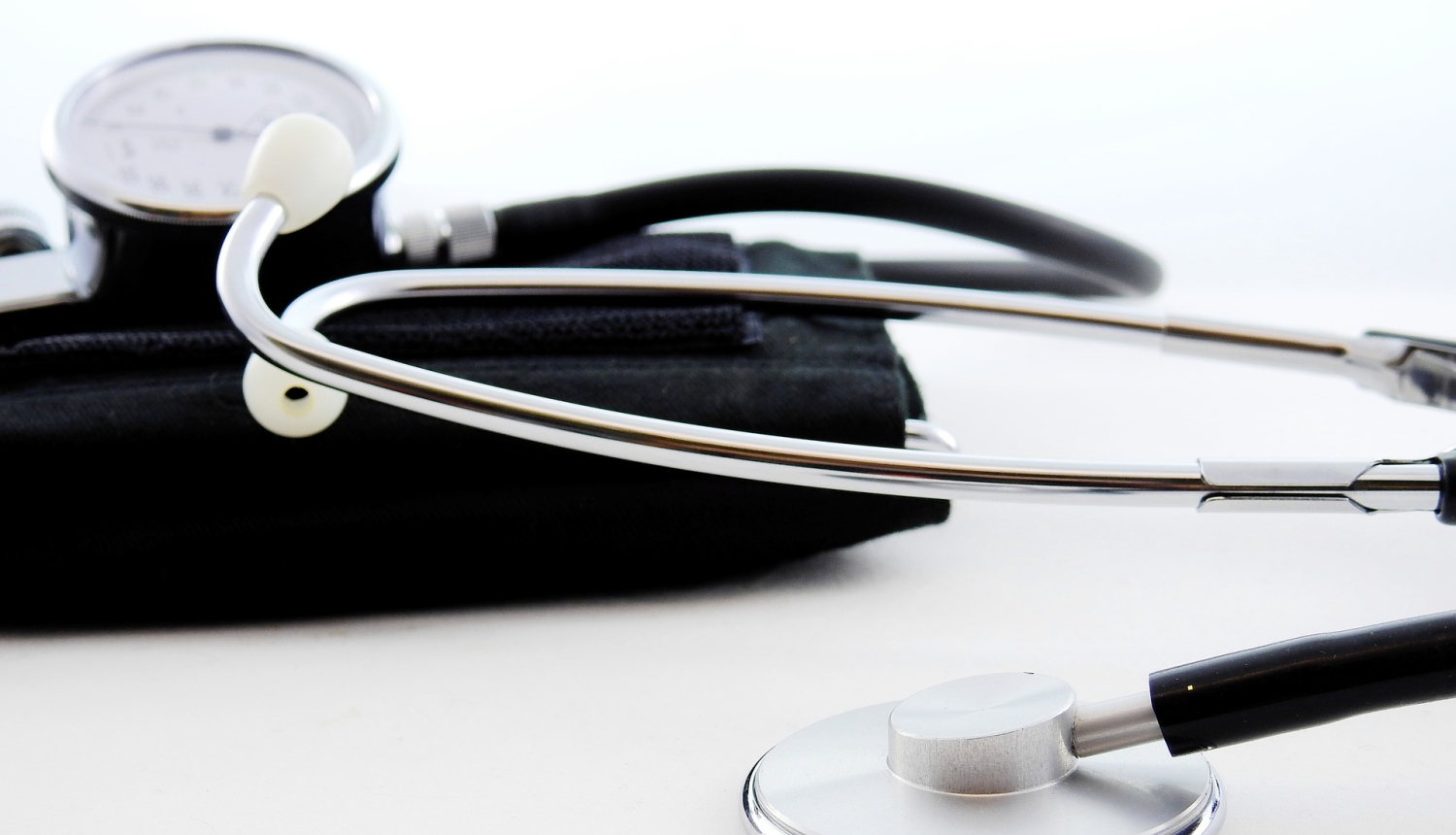 Asinsspiediena mērītājs