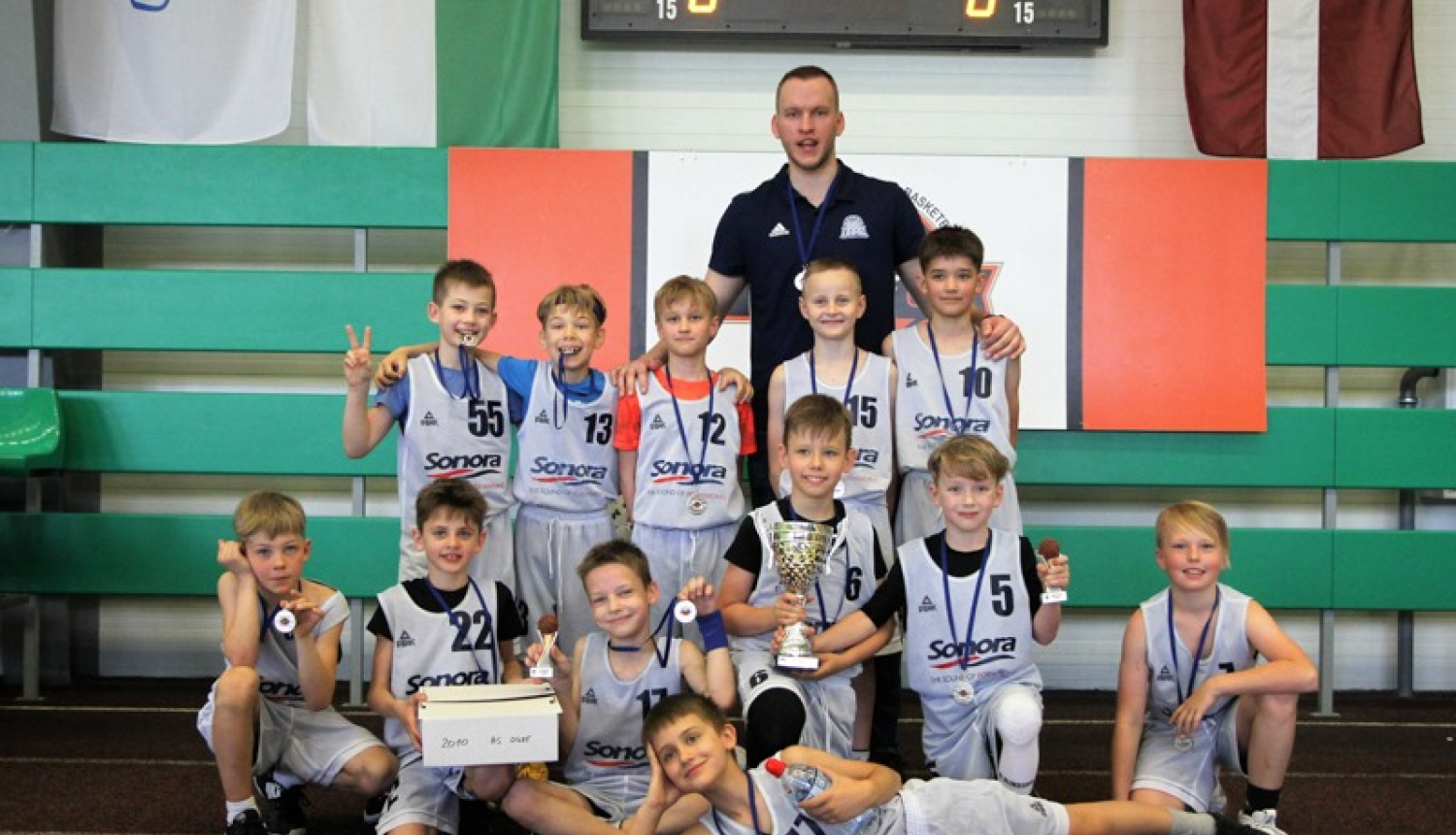 Ogres Basketbola skolas audzēkņiem 2. vieta starptautiskā turnīrā Mārupē