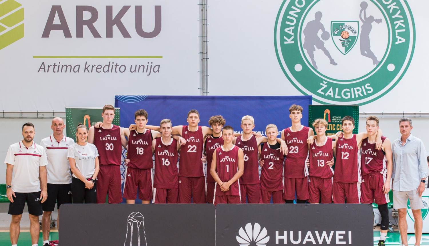 Ogres Basketbola skolas audzēkņi Latvijas jauniešu izlasēs