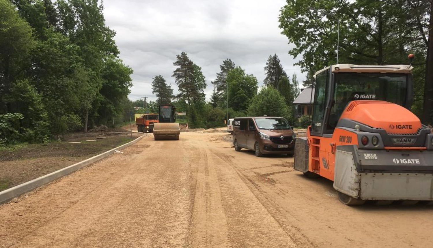 J.Čakstes prospektā  sāks ieklāt asfaltbetona segumu