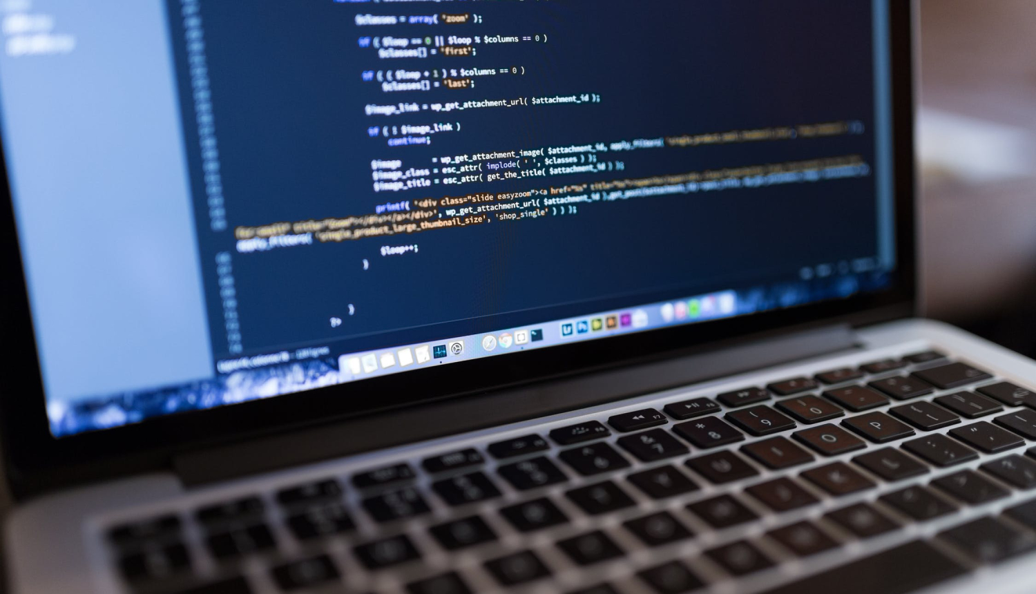 Palīdzēsim ikvienam skolēnam mācīties attālināti!