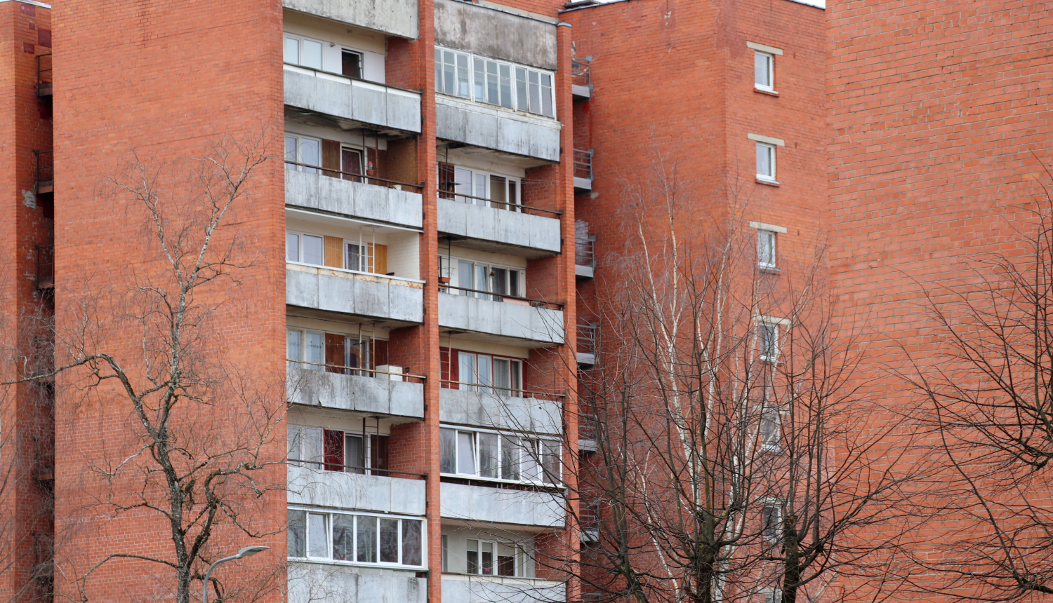 Daudzdzīvokļu dzīvojamo māju siltināšana ir viens no veidiem kā uzlabot energoefektivitāti