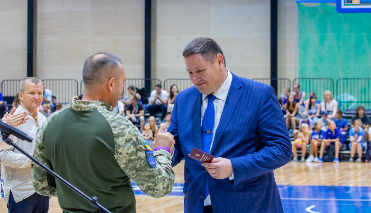 Ukrainas aizsardzības ministra apbalvojuma pasniegšana Egilam Helmanim