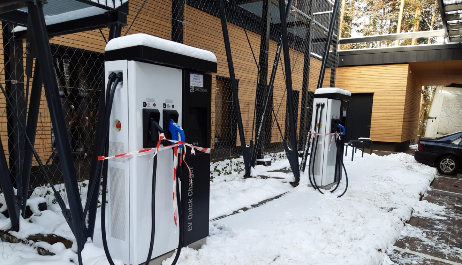 Elektrouzlades stacija OCB