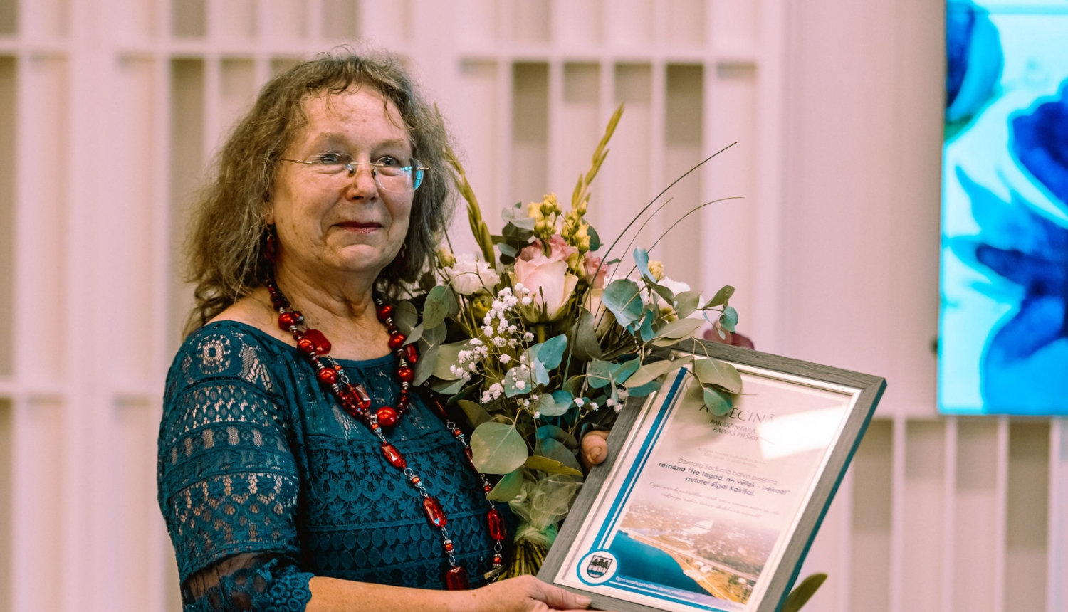 Elga Kairiša saņem Dz.Soduma balvu