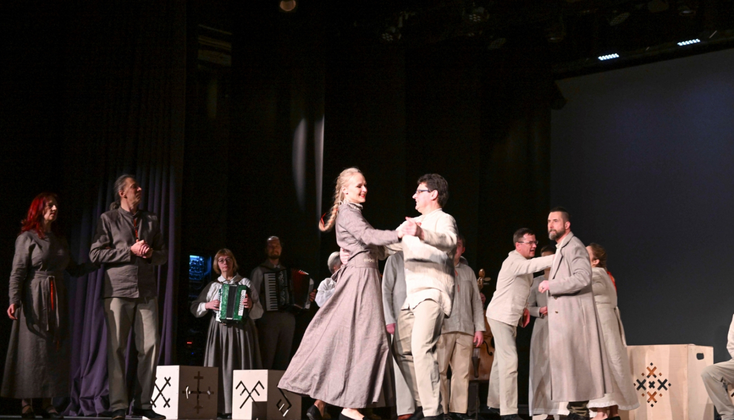 Skats no izrādes "Pumpurs - ceļš uz Lāčplēsi"