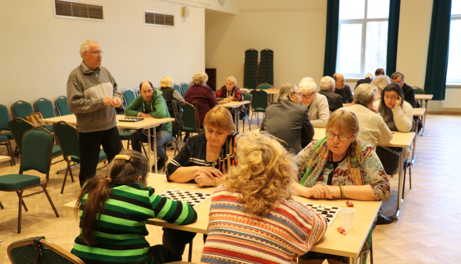 Aizvadīts ikgadējais Ogres invalīdu biedrības šaha un dambretes turnīrs