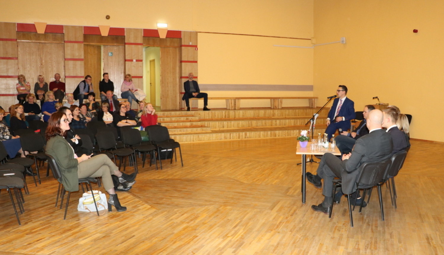 Pašvaldība uzsāk diskusiju ciklu par izglītības aktualitātēm