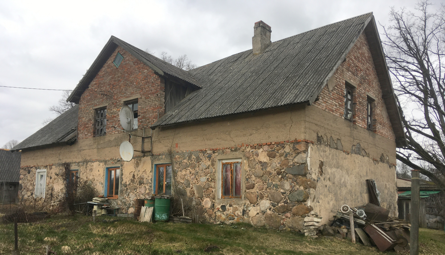 Elektroniskā izsolē pārdod dzīvokļa īpašumu Krapes pagastā