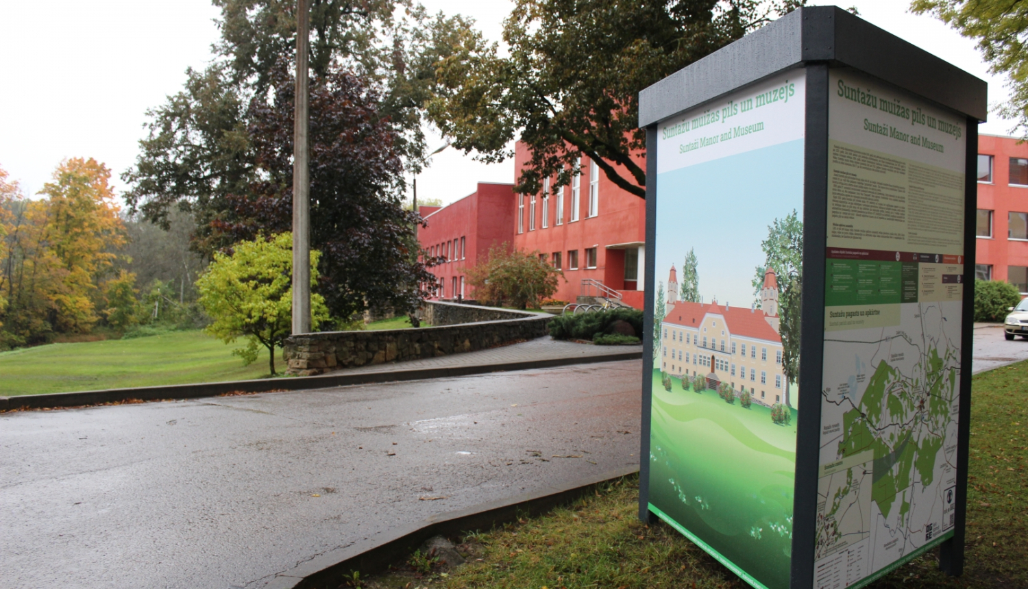 Atjaunotie tūrisma informācijas stendi Ogres novadā