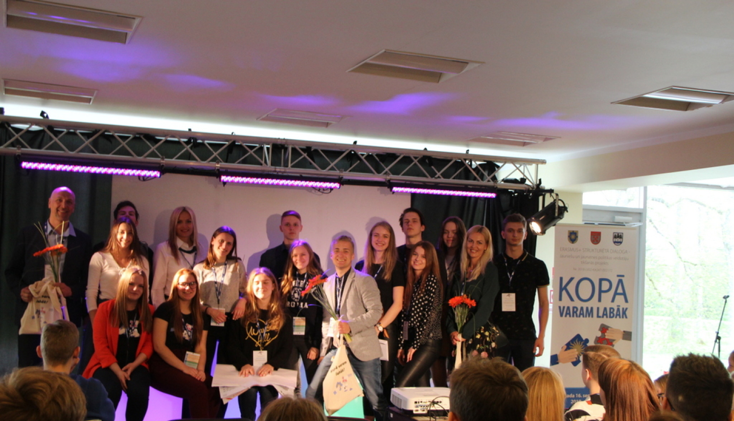 Starpnovadu jauniešu un lēmumpieņēmēju forums “Kopā varam labāk”.