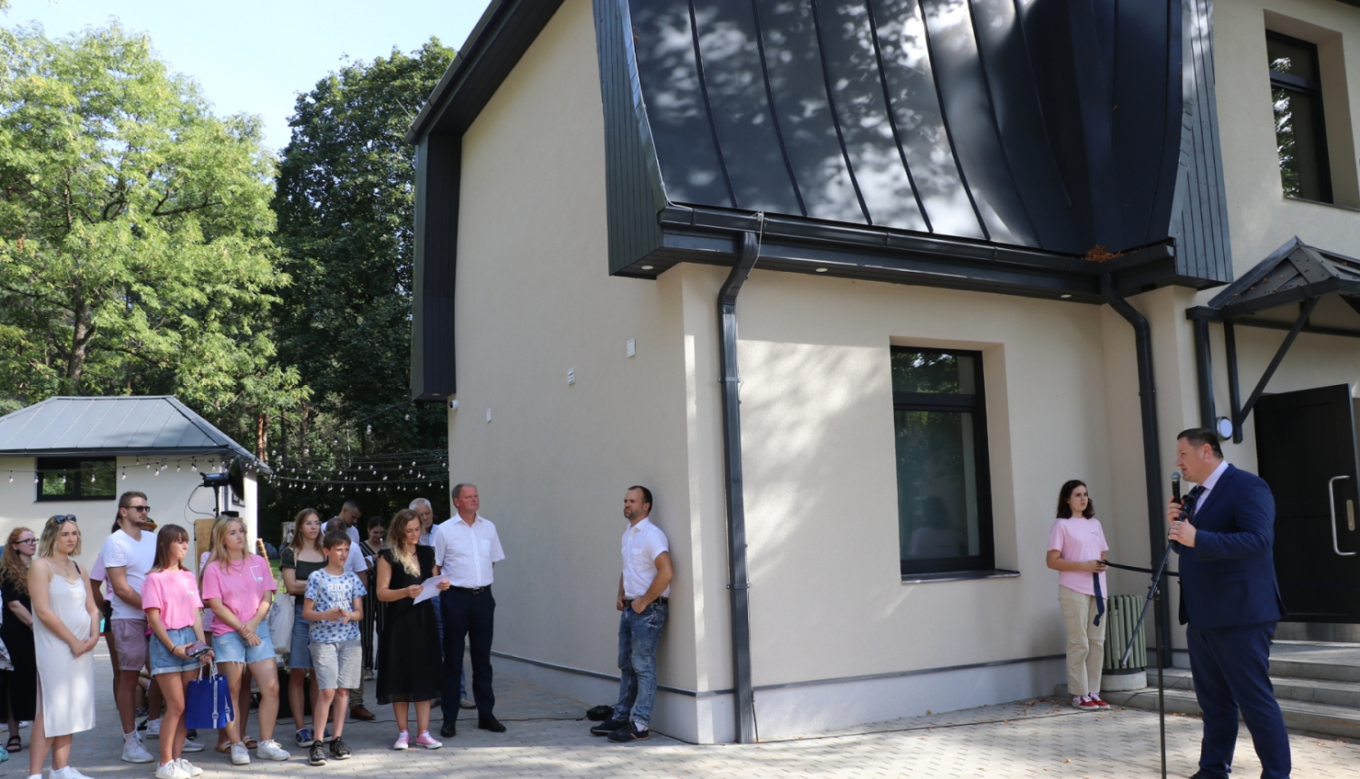 Ogres pilsētas svētkos atklāj pārbūvēto Ogres novada Jauniešu māju