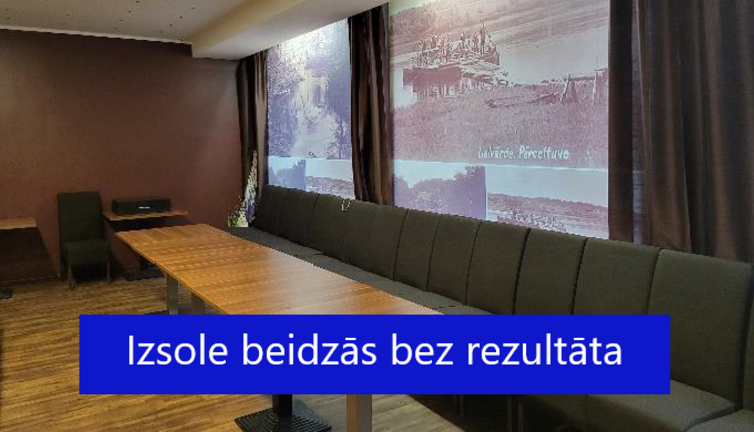 Kafejnīcas telpas ar logiem