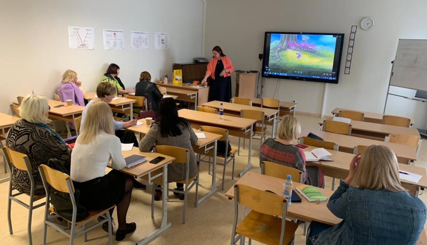 Novada karjeras konsultanti seminārā diskutē par karjeras izglītību Ogres novadā