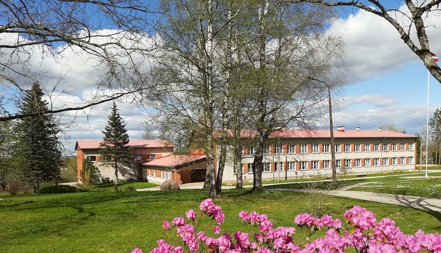 Ķeipenes pamatskola aicina darbā ķīmijas un bioloģijas skolotāju