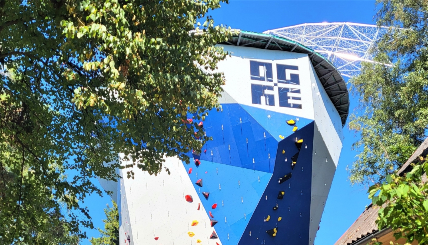 Klinšu kāpšanas siena "Tornis Ogre"