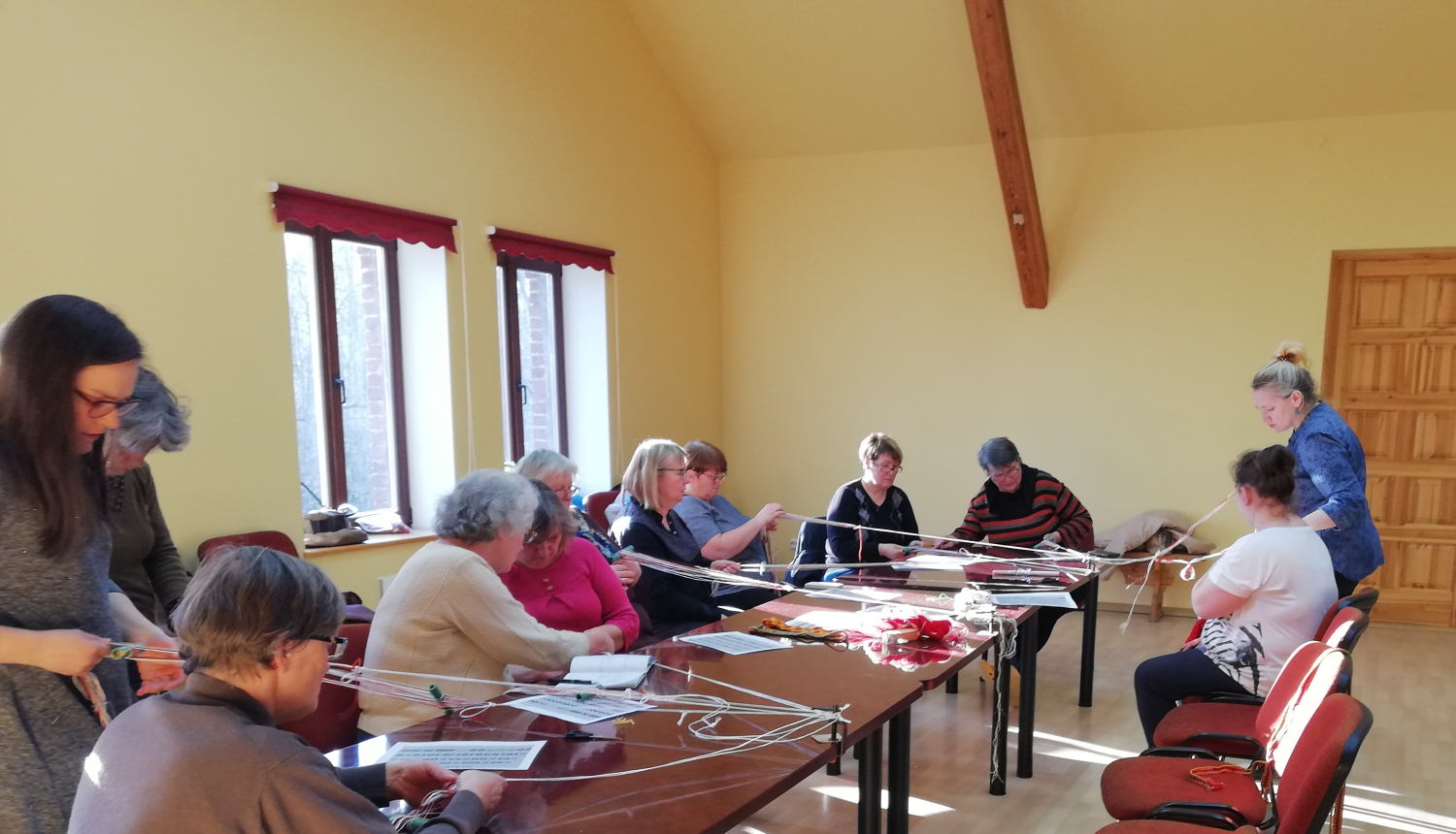 Krapē darina jostas bez stellēm