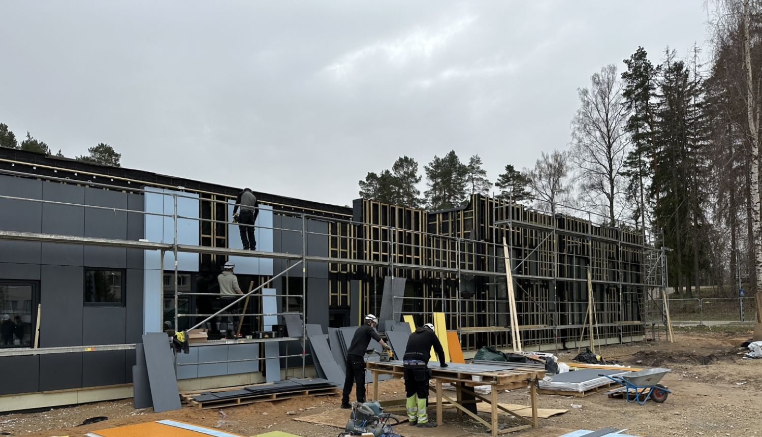 Lielvārdes moduļtipa bērnudārzs, ēkas būvdarbi 04.2024.