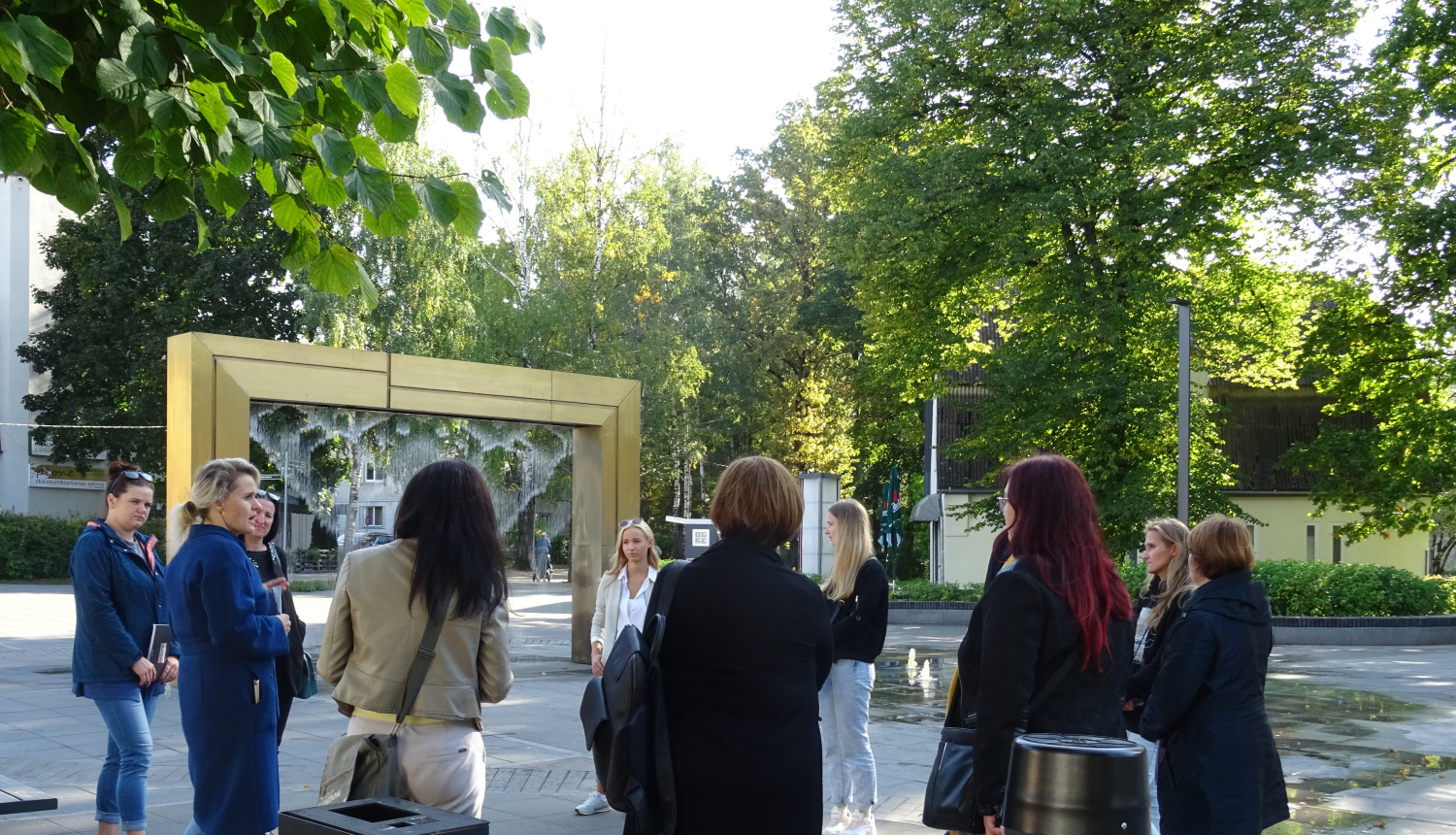 LLU un Rēzeknes pilsētas domes pārstāvji Brīvības ielas skvērā